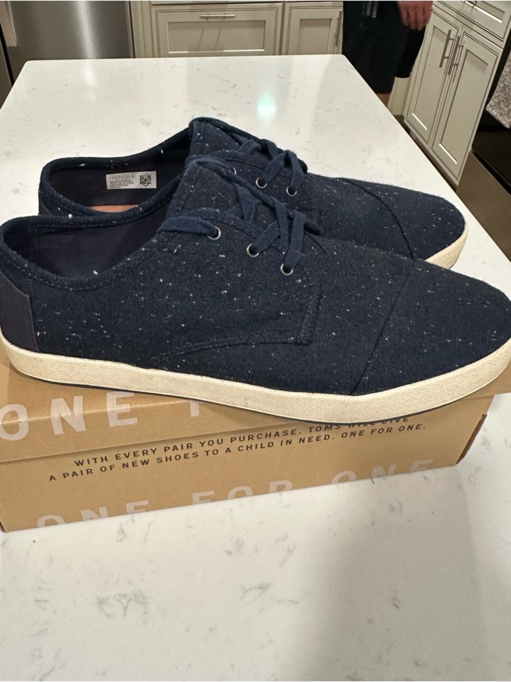 Toms Men’s Navy Speckled Slip-On Style Lace-Up Sneakers